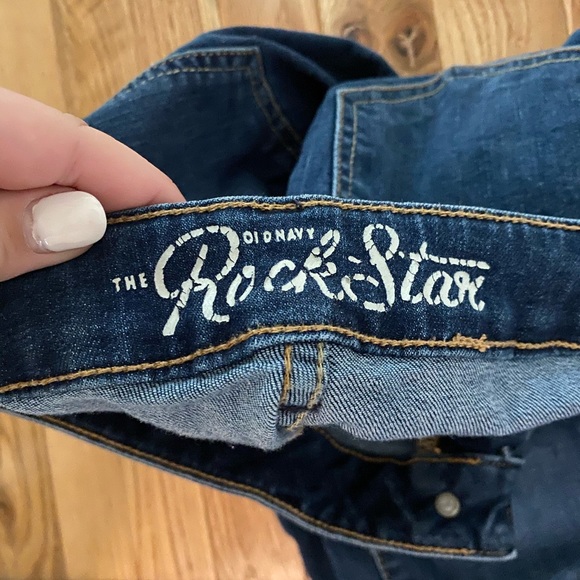 Old Navy Rockstar jeans - Picture 2 of 3